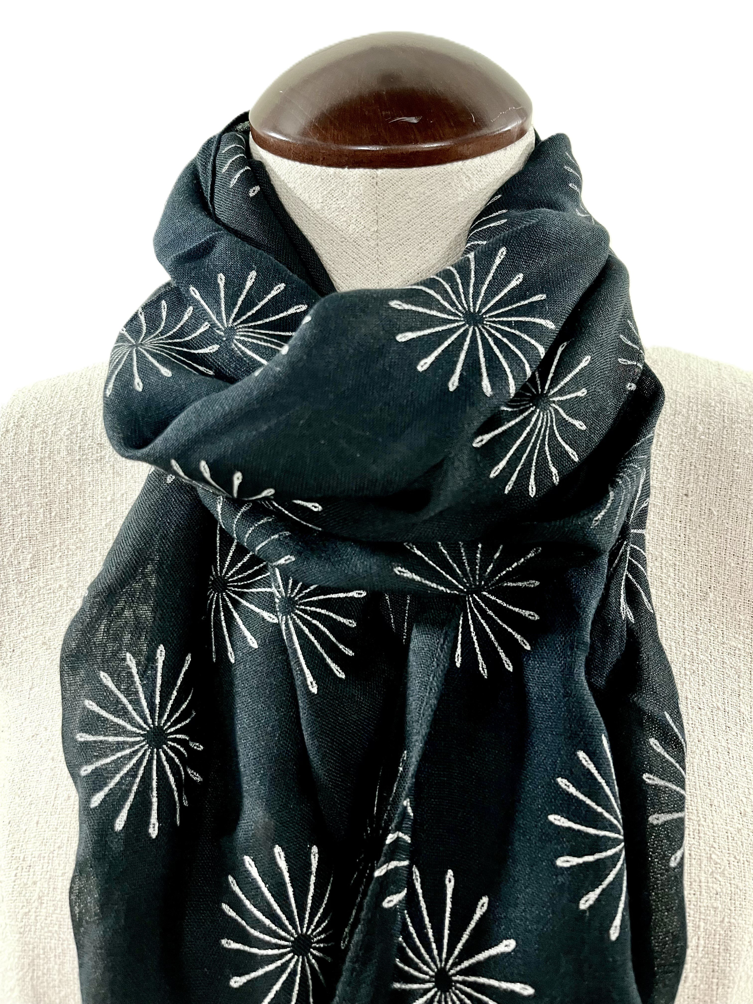 Needleburst Scarf - Black or Red